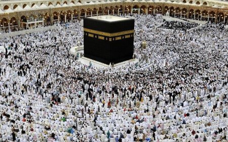 ورود نخستین گروه زائران سودانی حج تمتع از بندر جده