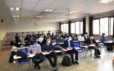 سیستم حضور و غیاب دانشجویان «الکترونیکی» میشود/آموزش مجازی در دانشگاهها نداریم