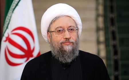 آملی لاریجانی: نمایندگان مجلس که در مقام تقنین قرار دارند خودشان قانون را رعایت کنند