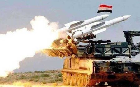 کارشناس سوری: دمشق به زودی به حملات اسرائیل پاسخ می‌دهد