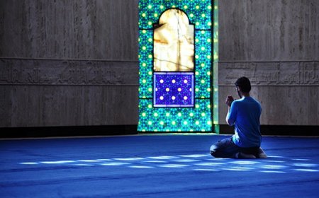 عبادت حال انسان را بهتر و سلامت روان را تضمین می‌کند