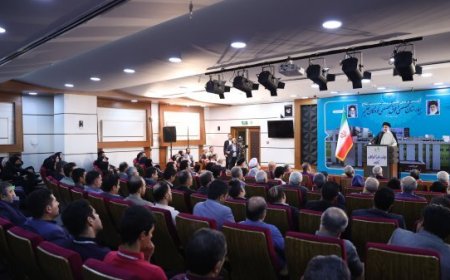 رئیسی: بیش از ۹۵ درصد داروهای مورد نیاز در داخل تولید می شود