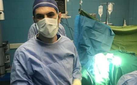 نوزاد ۱۲ ساعته در یک عمل نادر در بیمارستان این شهر از مرگ حتمی نجات یافت