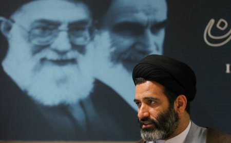 حسینی‌کیا: تلاش دولت حل مشکلات کشور است