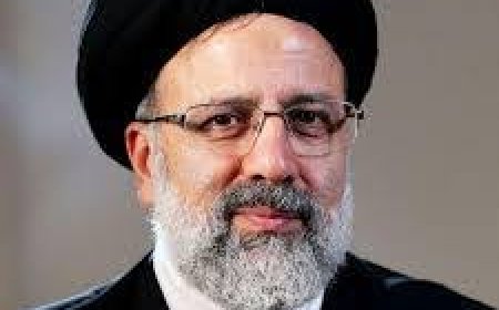 تصاویری از لحظه پیدا شدن انگشتر آیت الله رئیسی در محل سانحه