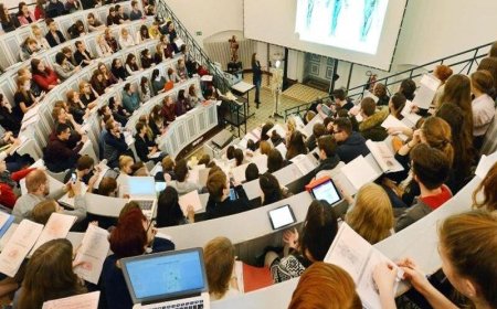 درخواست ۲ هزار دانشگاهی در آلمان برای استعفای وزیر علوم