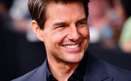 باورتان نمی‌شود که این بازیگر باسابقه و محبوب سینمای ایران، با تام کروز هم‌سن باشد!