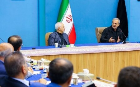 پزشکیان: قدرت انسان‌ها کنار هم همچون قدرت سیل است (ائل گوجی سئل گوچی)؛ اگر با هم وحدت نکنیم، توانایی حل مشکلات را نخواهیم داشت.