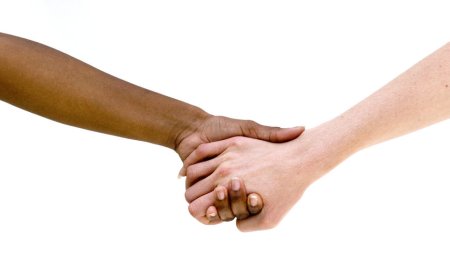 تلاش برای وحدت ملی: نفی مرزبندی‌های کاذب و تفرقه‌افکن