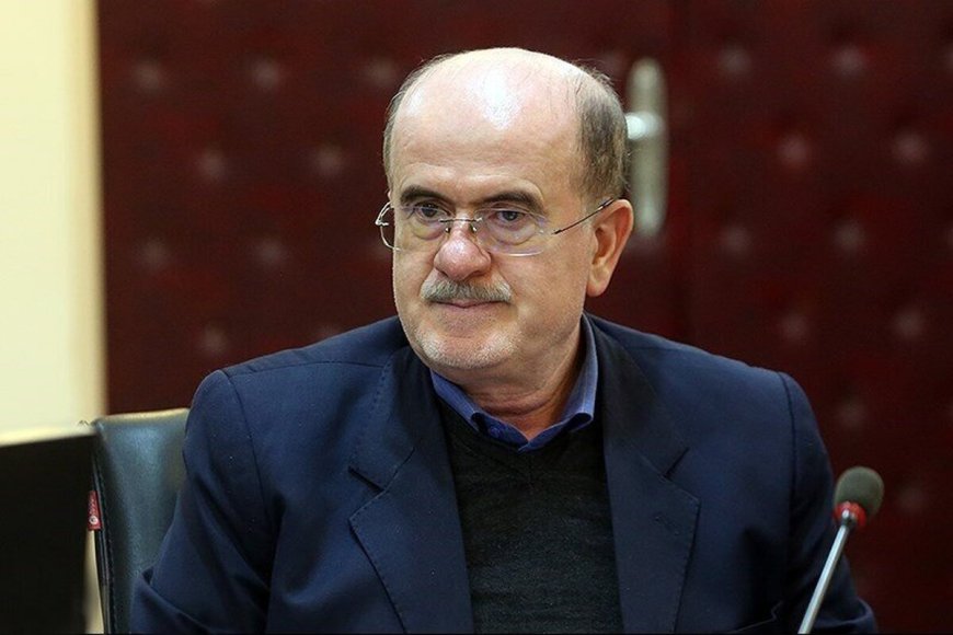 نقد لاهوتی به سیاستهای اقتصادی: فروش نفت، تورم و نقدینگی را دامن زد / هشدار درباره تبعات استیضاح همتی