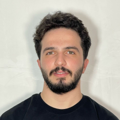 فرهاد حاجی حسنی